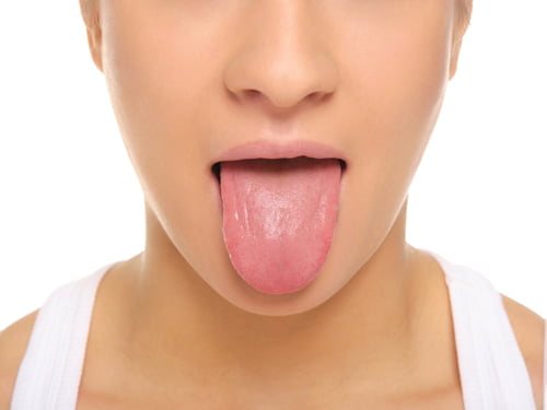 Khô miệng gây nên tình trạng đắng miệng
