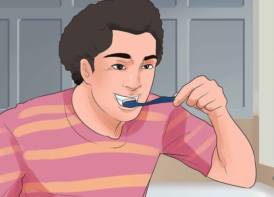 Đánh răng thường xuyên là cách chữa hôi miệng hiệu quả